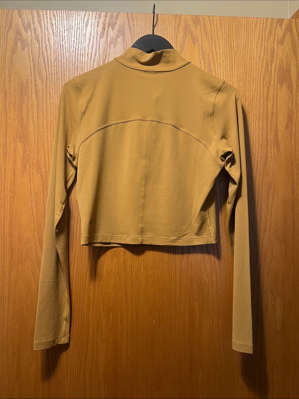 Align Mock Neck. - Picture 3 of 3